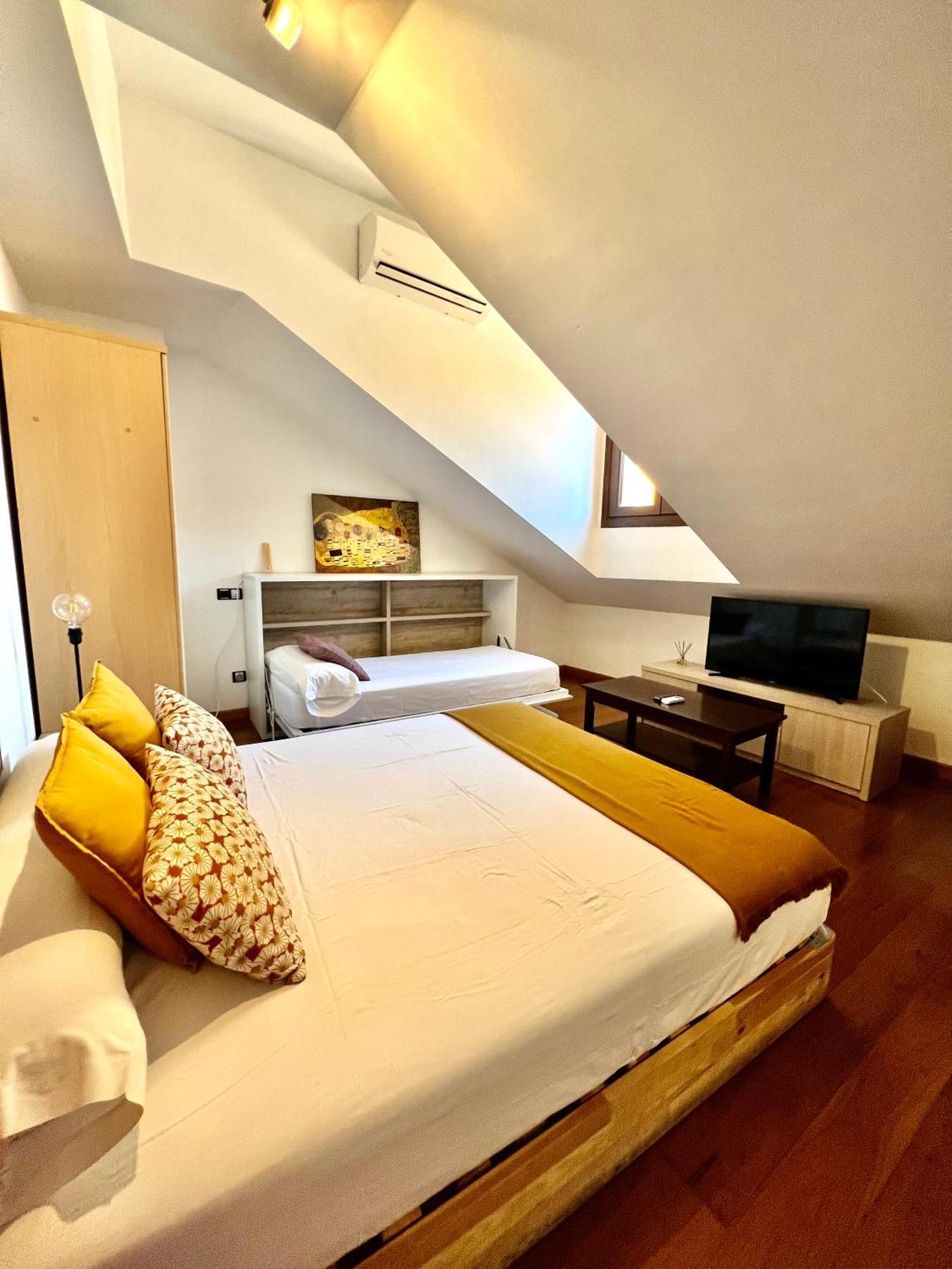 Apartamentos San Antonio Аранда-де-Дуеро Екстер'єр фото